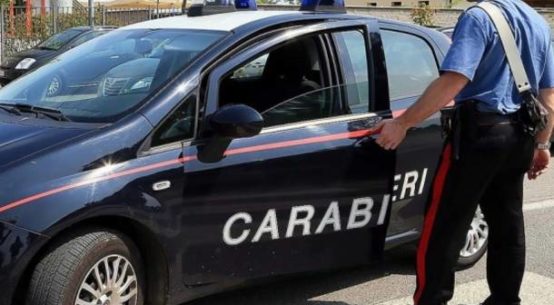 Nove arresti appartenenti ad una cosca di Paternò per associazione di tipo mafioso, traffico e spaccio di stupefacenti, tentato omicidio ed estorsione.